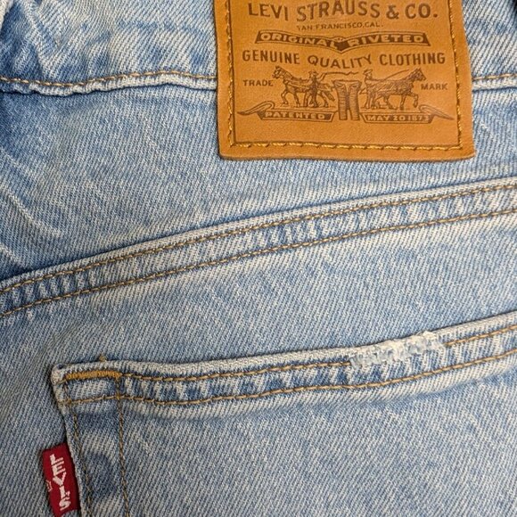 Womens 24 Blue Levi’s Premium Denim Wedgie Straight Jeans Button Fly Distressed - Picture 9 of 10